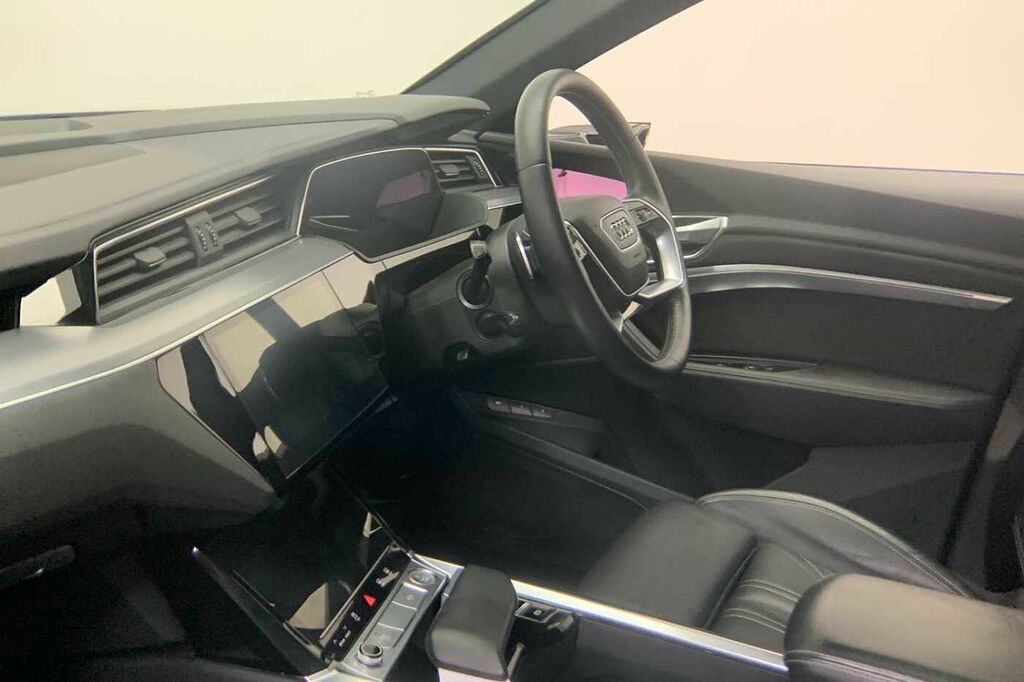 Audi E-tron Sportback Launch Edition 55 Quattro 300,00 Kw Black #2