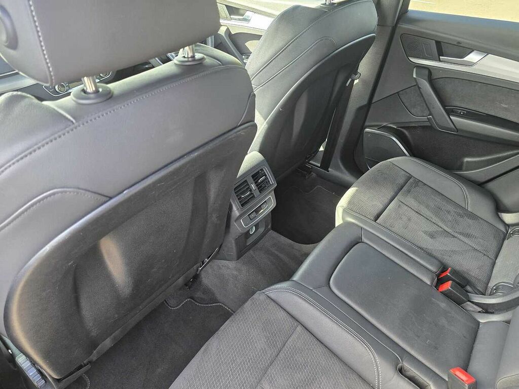 Audi Q5 Sport  #48