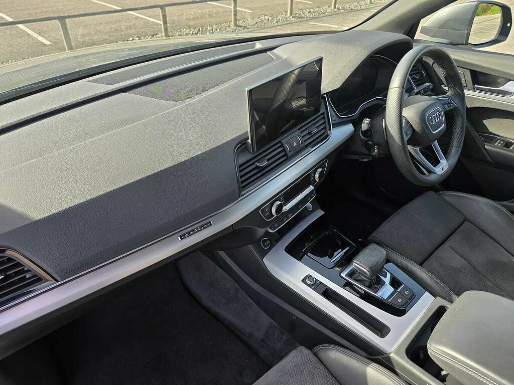 Audi Q5 S Line 50 Tfsi E Quattro 299 Ps S Tronic Grey #2