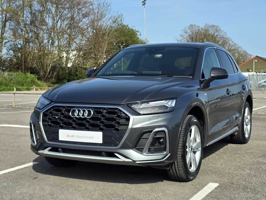 Audi Q5 Sport  #19