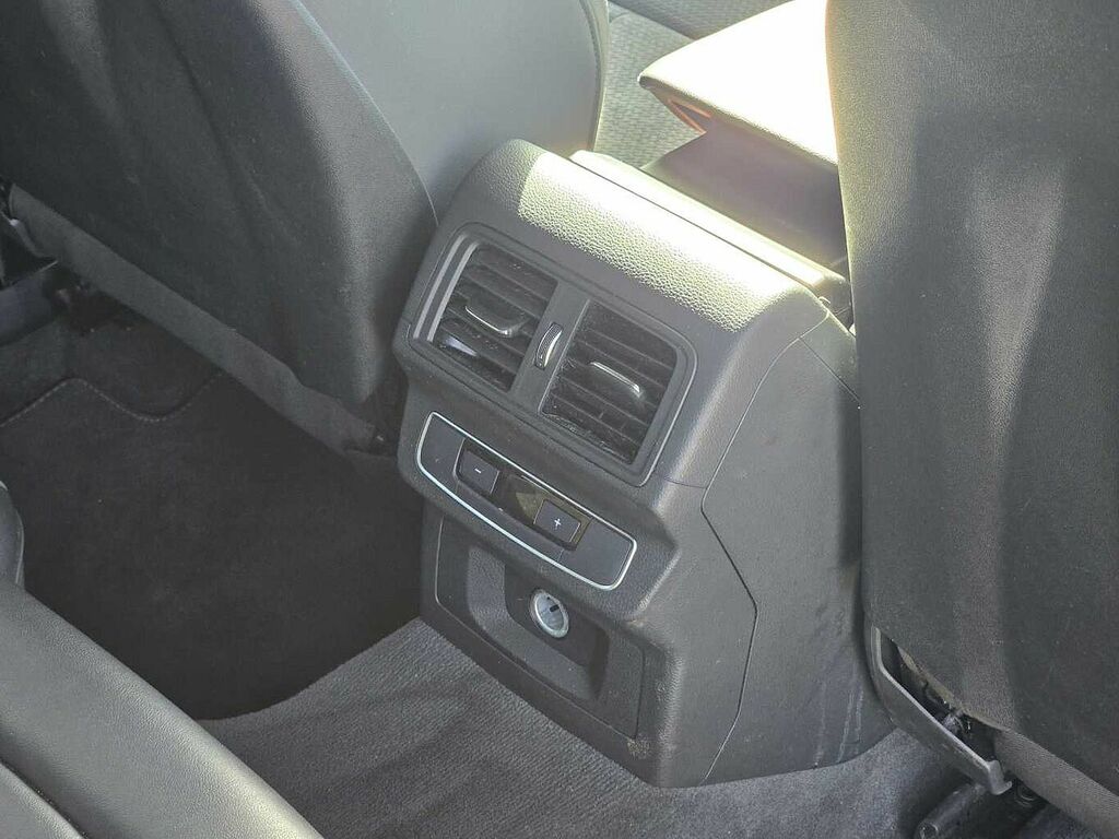 Audi Q5 Sport  #18