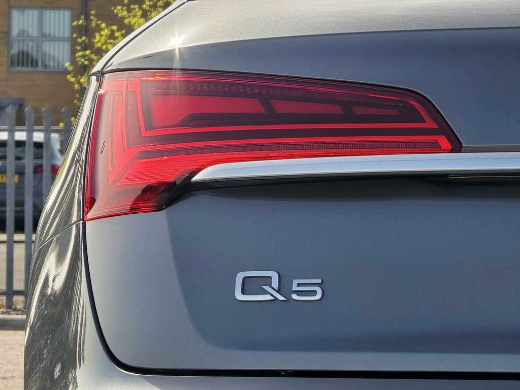Audi Q5 Sport  #31