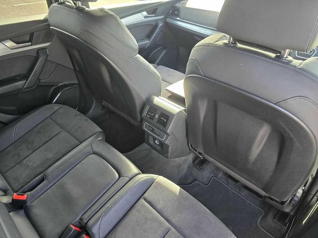 Audi Q5 Sport  #40