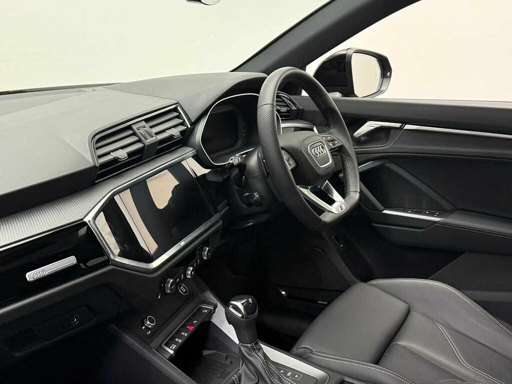 Audi Q3 Black Edition 35 Tfsi 150 Ps S Tronic - 2025 Black #2