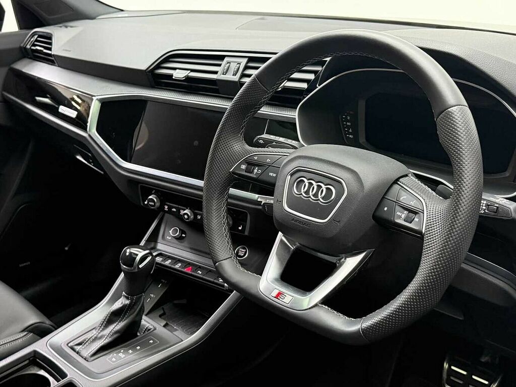 Audi Q3 Black Edition 35 Tfsi 150 Ps S Tronic - 2025 Black #6