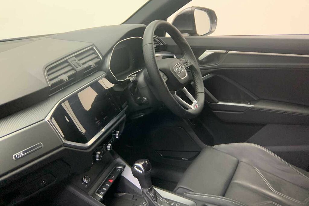Audi Q3 S Line 35 Tfsi 150 Ps S Tronic - 2024 DK74XEE Grey #2