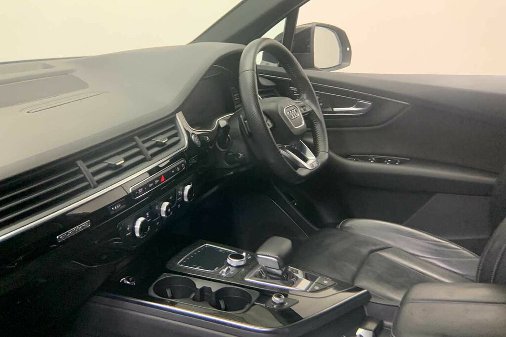 Audi Q7 Black Edition 50 Tdi Quattro 286 Ps Tiptronic Black #2