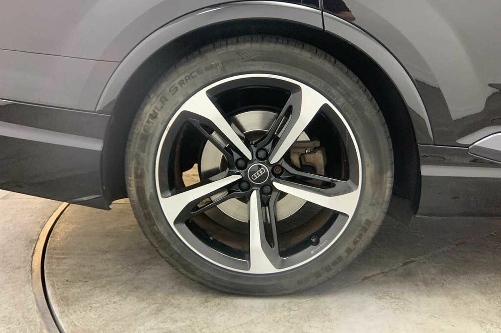 Audi Q7 Black Edition 50 Tdi Quattro 286 Ps Tiptronic Black #5