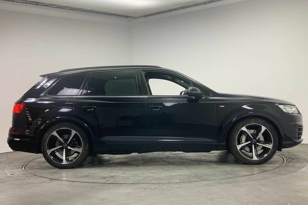 Audi Q7 Black Edition 50 Tdi Quattro 286 Ps Tiptronic Black #4