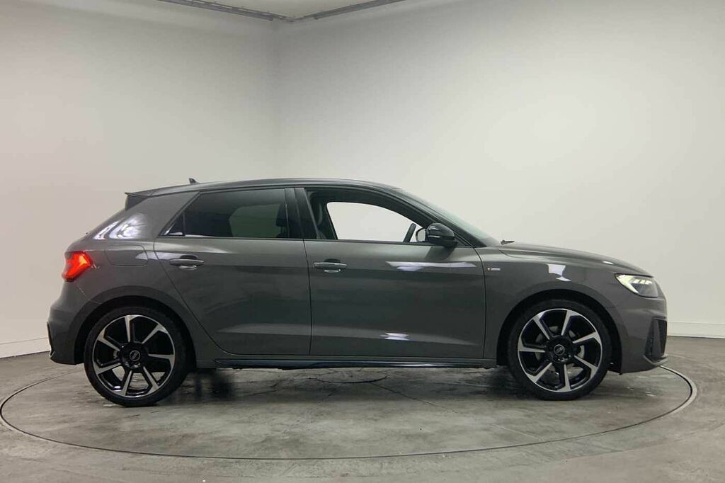 Audi A1 Black Edition 30 Tfsi 116 Ps S Tronic - 2025 HJ25JUU Grey #4
