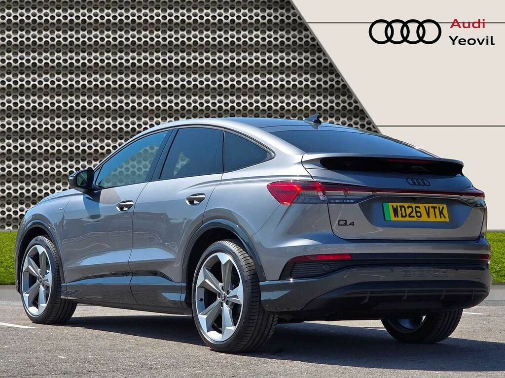 Audi Q4 E Tron Q4 Sportback Black Edition 40 E-tron 150,00 Kw Grey #3