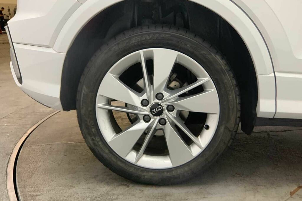 Audi Q2 S Line 35 Tfsi 150 Ps S Tronic White #5