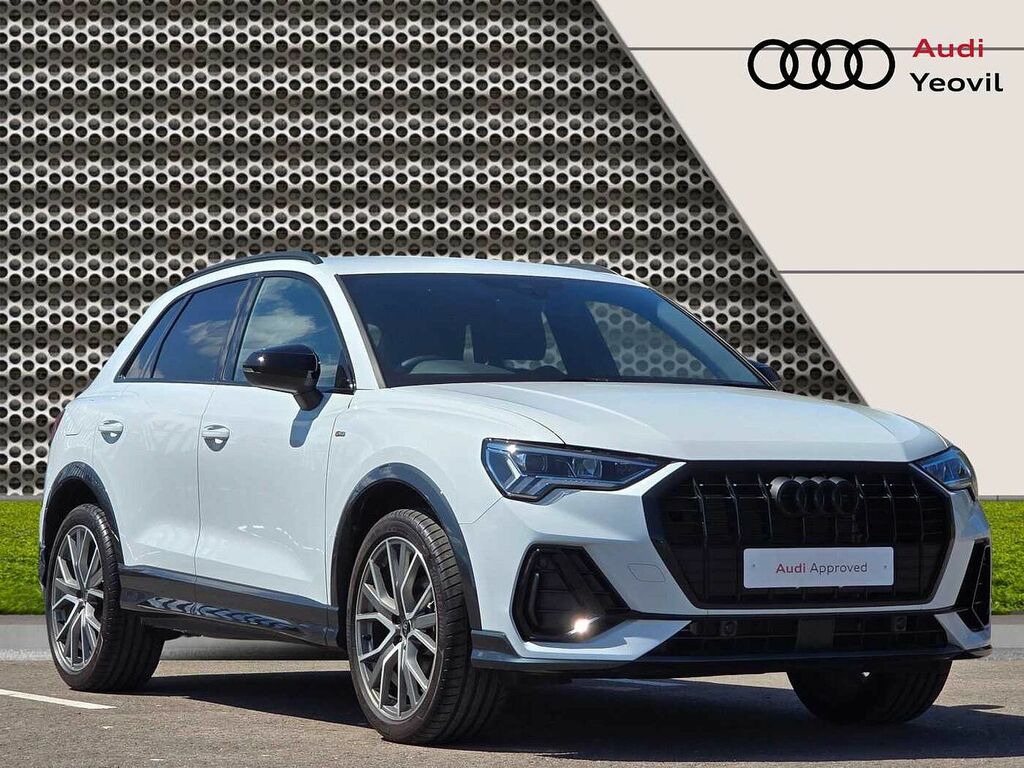 Audi Q3 Black Edition 35 Tfsi 150 Ps S Tronic - 2024 White