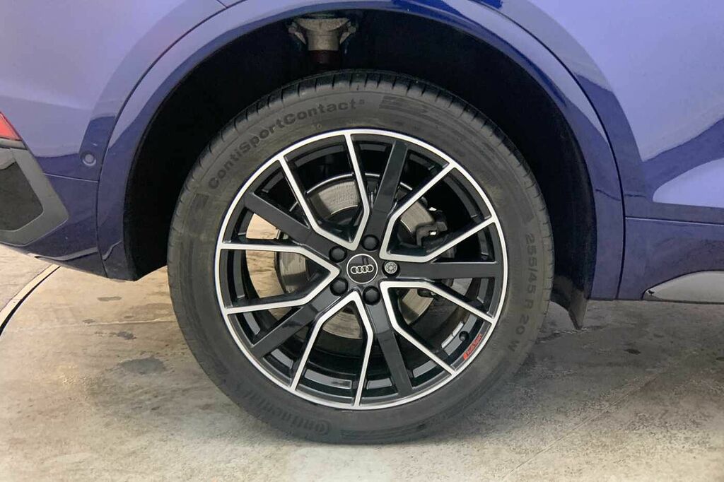 Audi Q5 Black Edition 40 Tdi Quattro 204 Ps S Tronic Blue #5