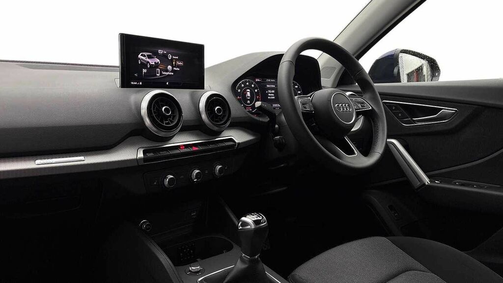 Audi Q2 Sport 30 Tfsi 110 Ps 6-Speed Blue #2