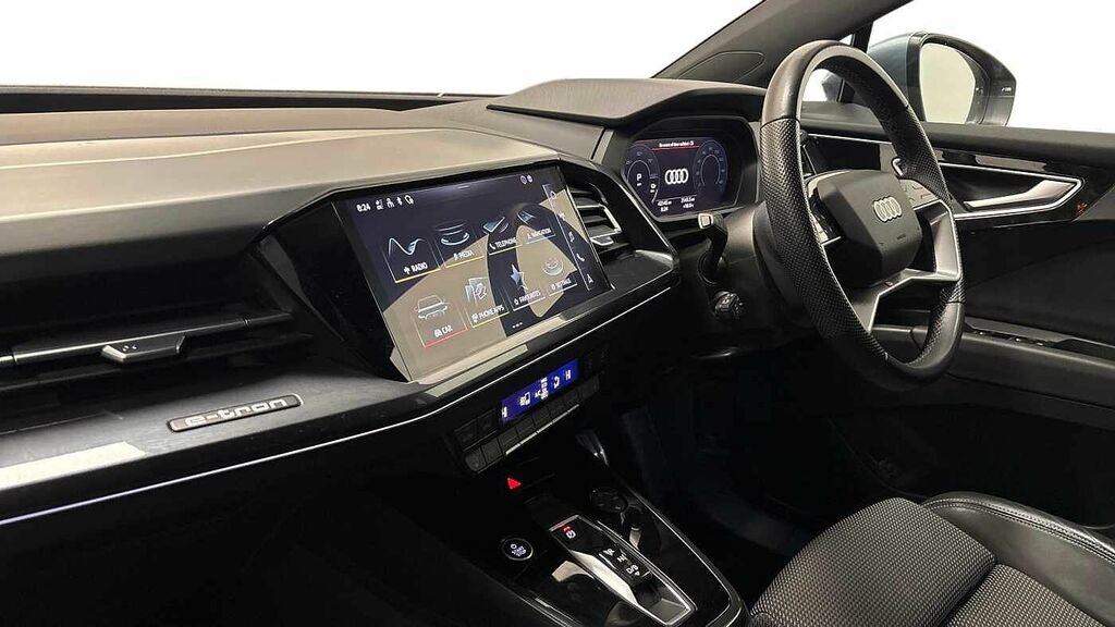 Audi Q4 E Tron Q4 S Line 40 E-tron 150,00 Kw Blue #2