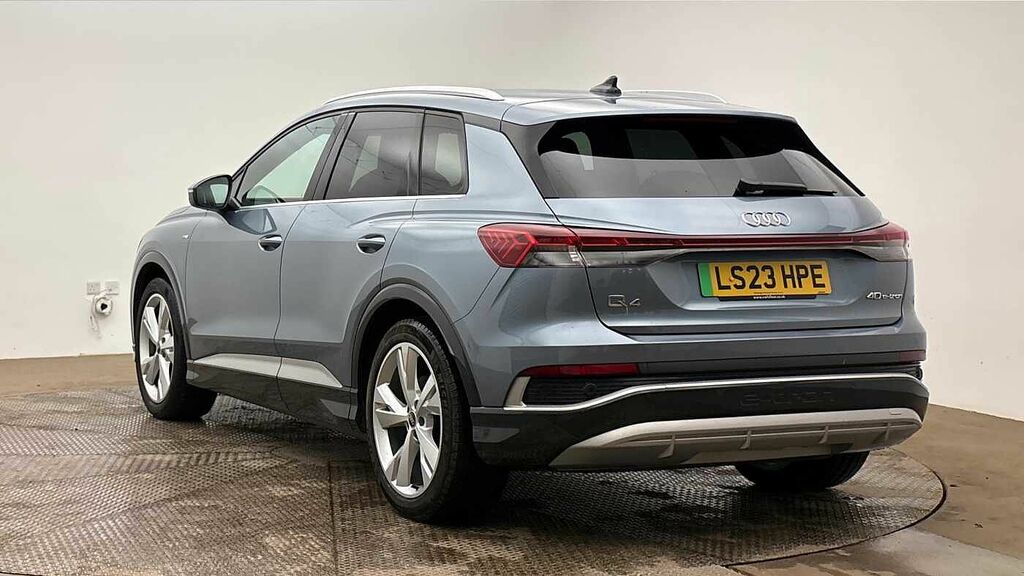 Audi Q4 E Tron Q4 S Line 40 E-tron 150,00 Kw Blue #3