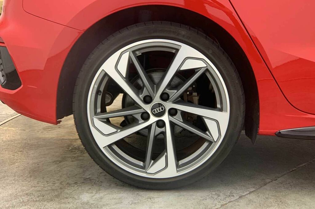 Audi A3 Black Edition 35 Tfsi 150 Ps 6-Speed - 2023 Red #5