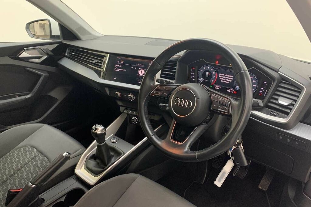Audi A1 Sportback Sport 30 Tfsi 116 Ps 6-Speed White #6