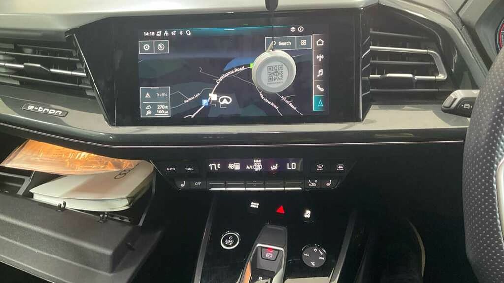 Audi Q4 E Tron Q4 S Line 35 E-tron 125,00 Kw White #2