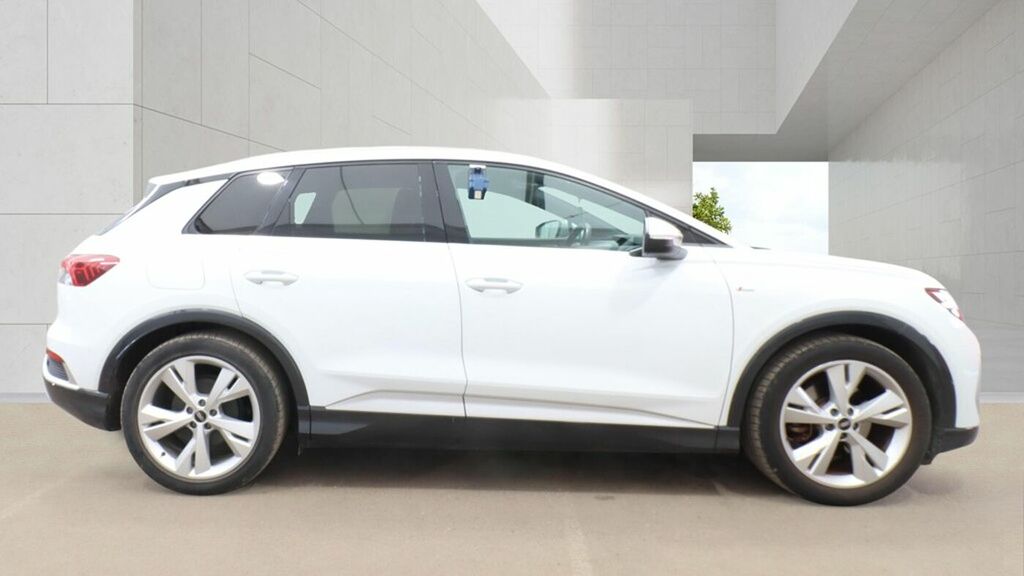 Audi Q4 E Tron Q4 S Line 35 E-tron 125,00 Kw White #6