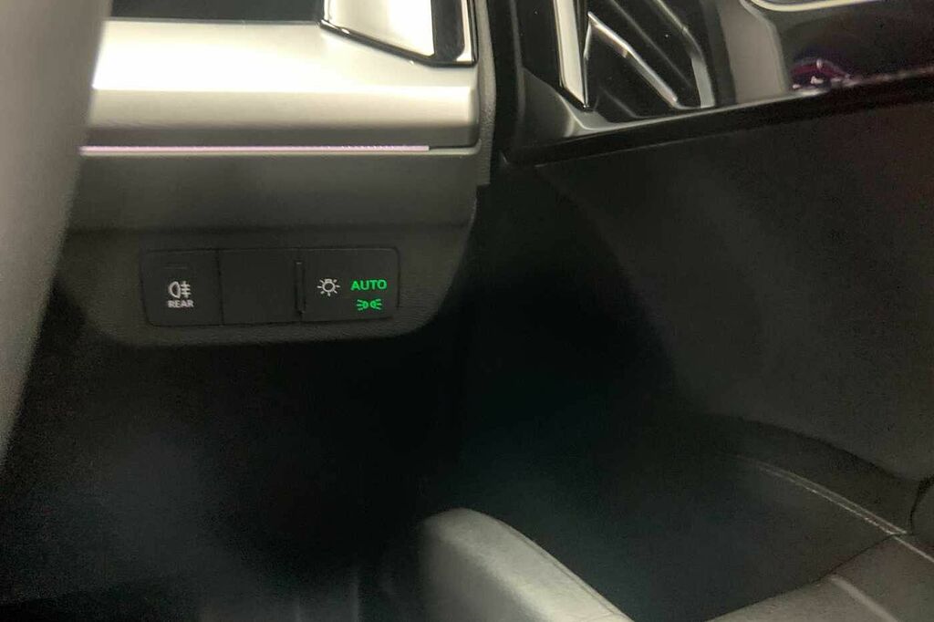 Audi Q4 E Tron 220Kw 50 Quattro 82Kwh Black Edition Silver #20