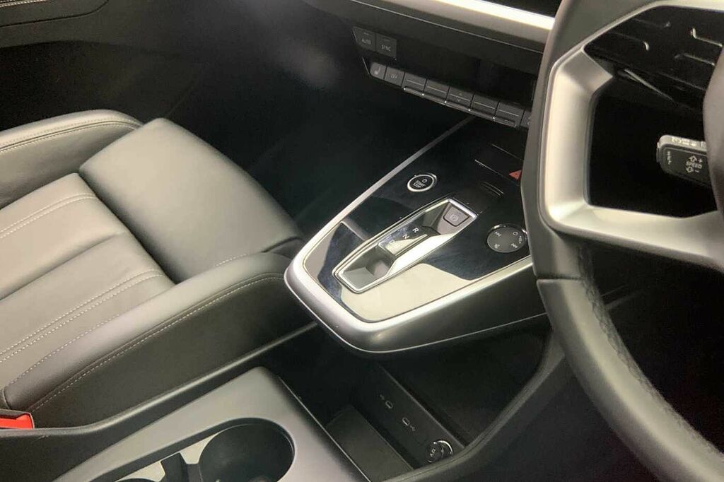 Audi Q4 E Tron 220Kw 50 Quattro 82Kwh Black Edition Silver #8