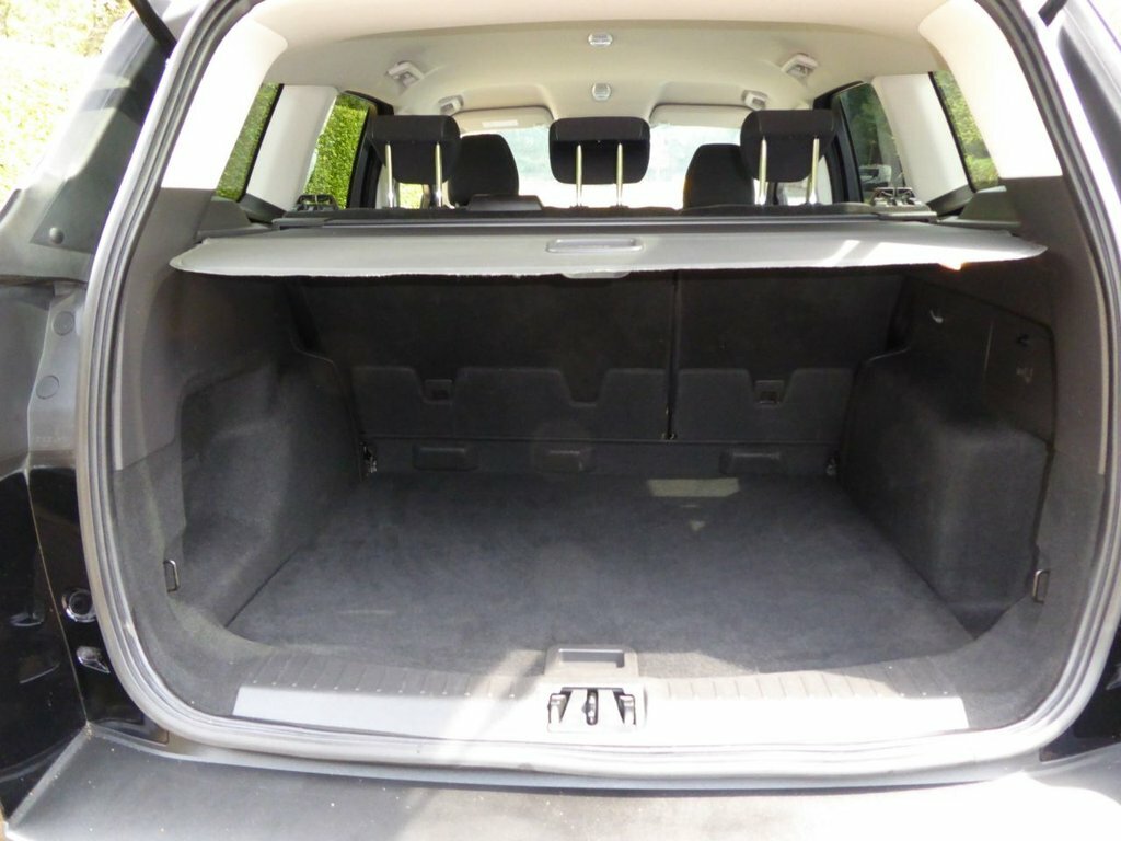 Ford Kuga Kuga Zetec 4X4 White #9