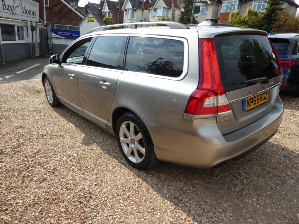 Volvo V70 2L Se Nav Gold #5