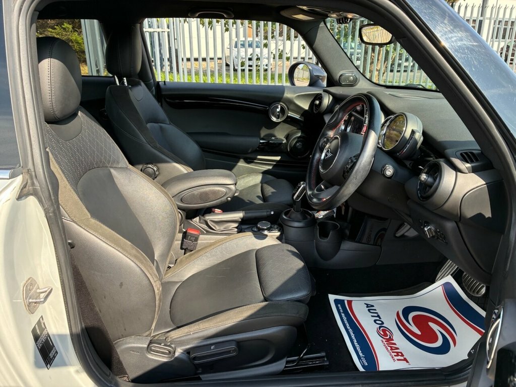 Mini Hatch 2L John Cooper Works Silver #4