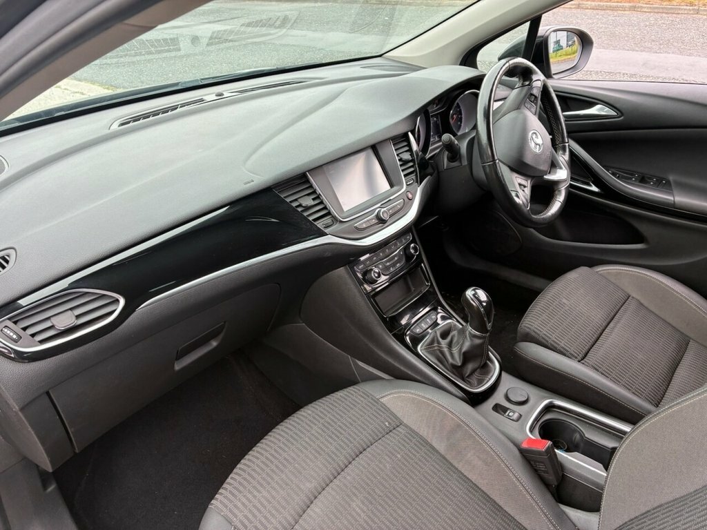 Vauxhall Astra 1.2L Griffin Edition Grey #6