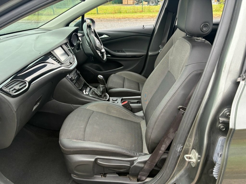 Vauxhall Astra 1.2L Griffin Edition Grey #5