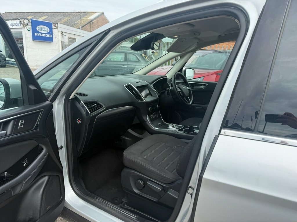 Ford Galaxy 2L Titanium Silver #3