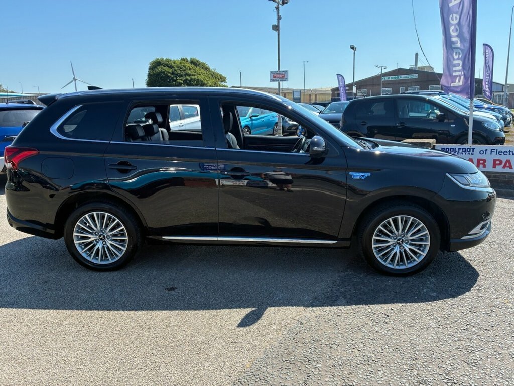 Mitsubishi Outlander 2.4L Exceed Black #4
