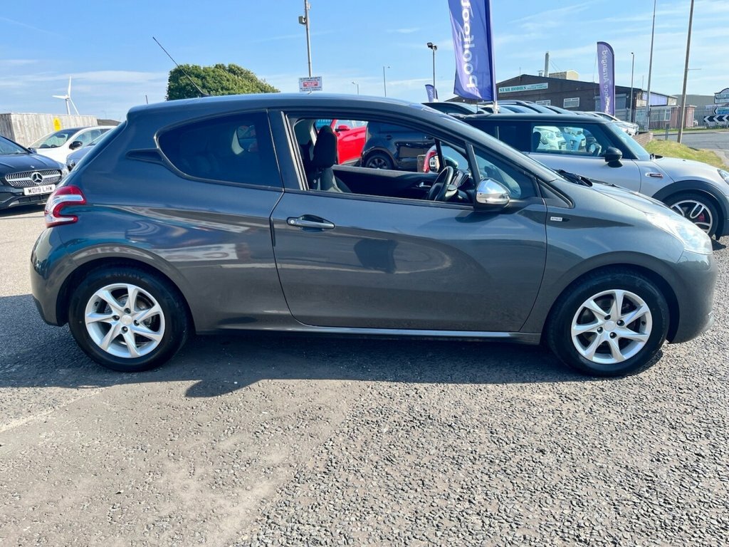 Peugeot 208 1.4L Style Grey #6