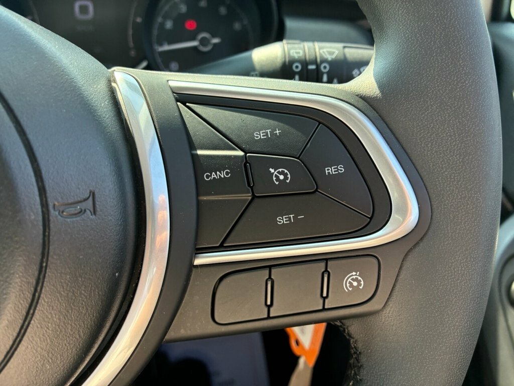 Fiat 500X Automatic White #25