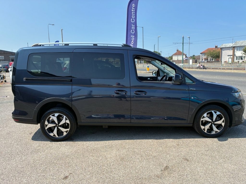 Ford Grand Tourneo Connect 1.5L Active Blue #5