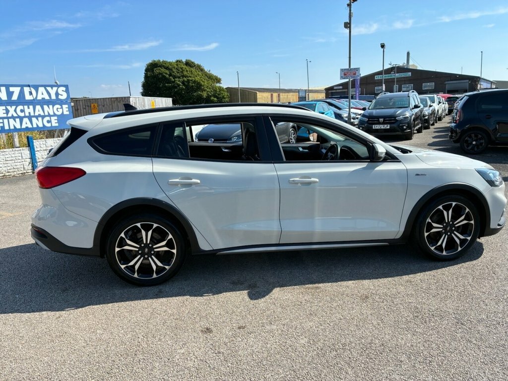 Ford Focus 1.5L Active X MT20HVJ White #5