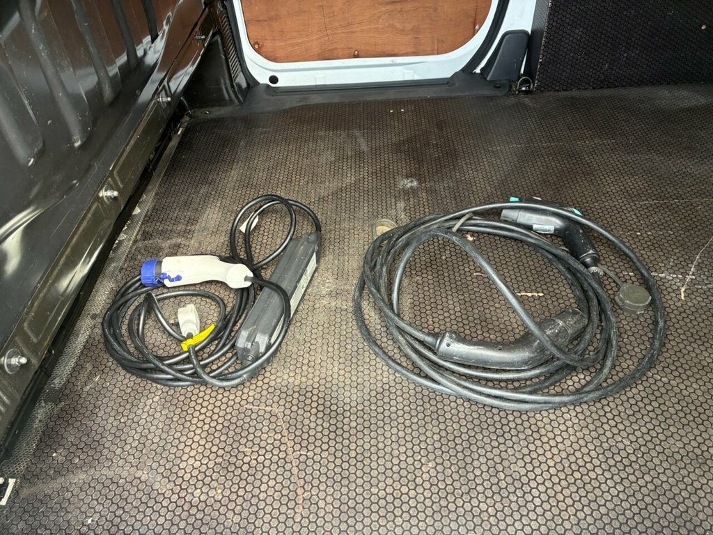 Nissan e-NV200 E Acenta 108 Bhp White #23