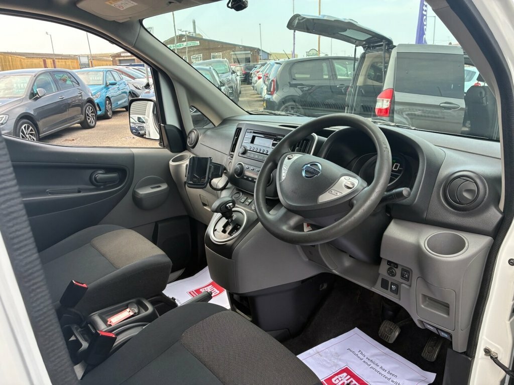 Nissan e-NV200 E Acenta 108 Bhp White #13