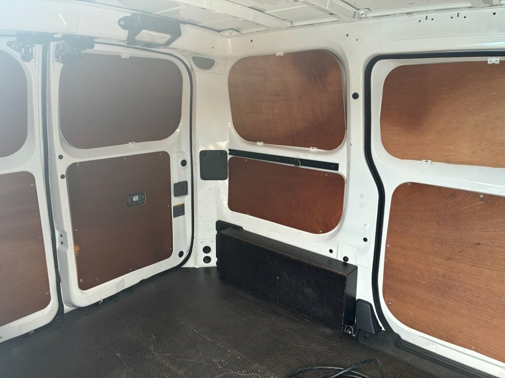 Nissan e-NV200 E Acenta 108 Bhp White #27