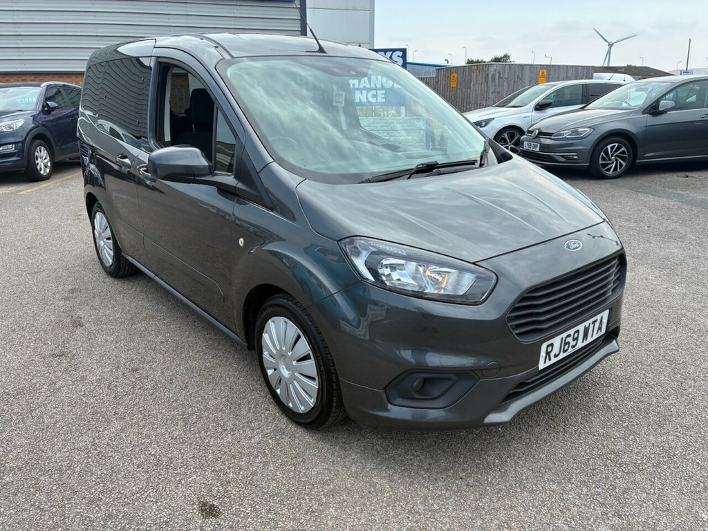 Ford Tourneo Courier 1L Zetec Grey #2