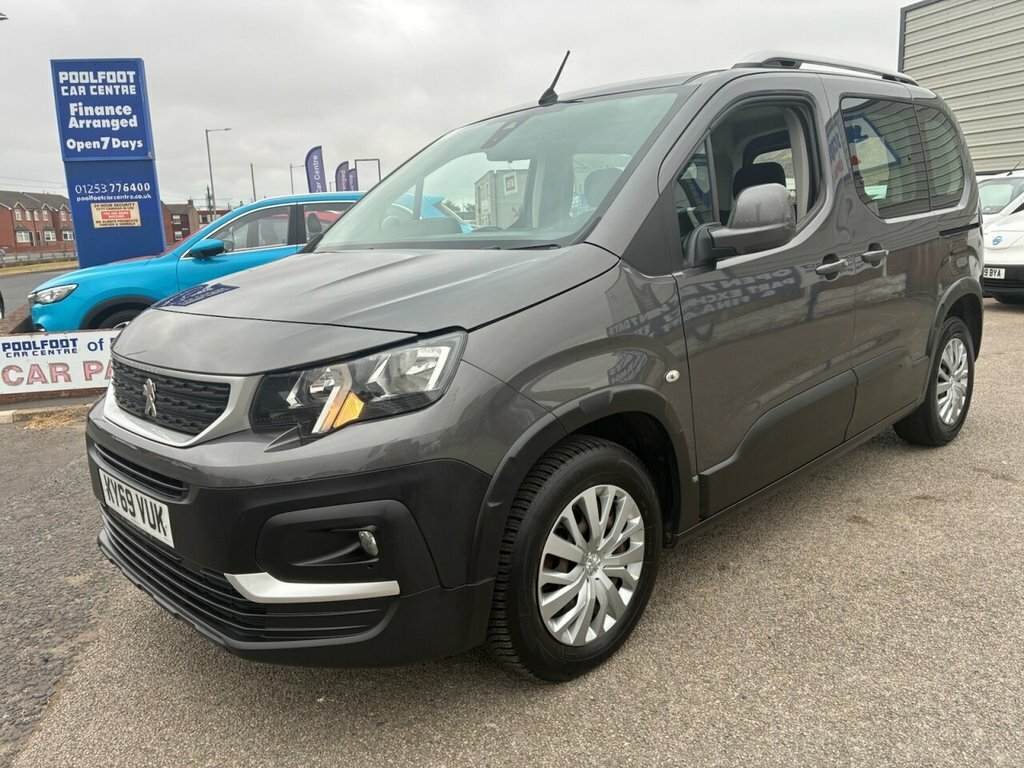 Peugeot Rifter 1.2L Active Grey