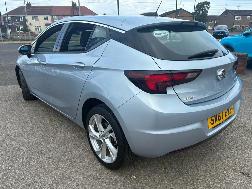 Vauxhall Astra 1.4L Sri Silver #3