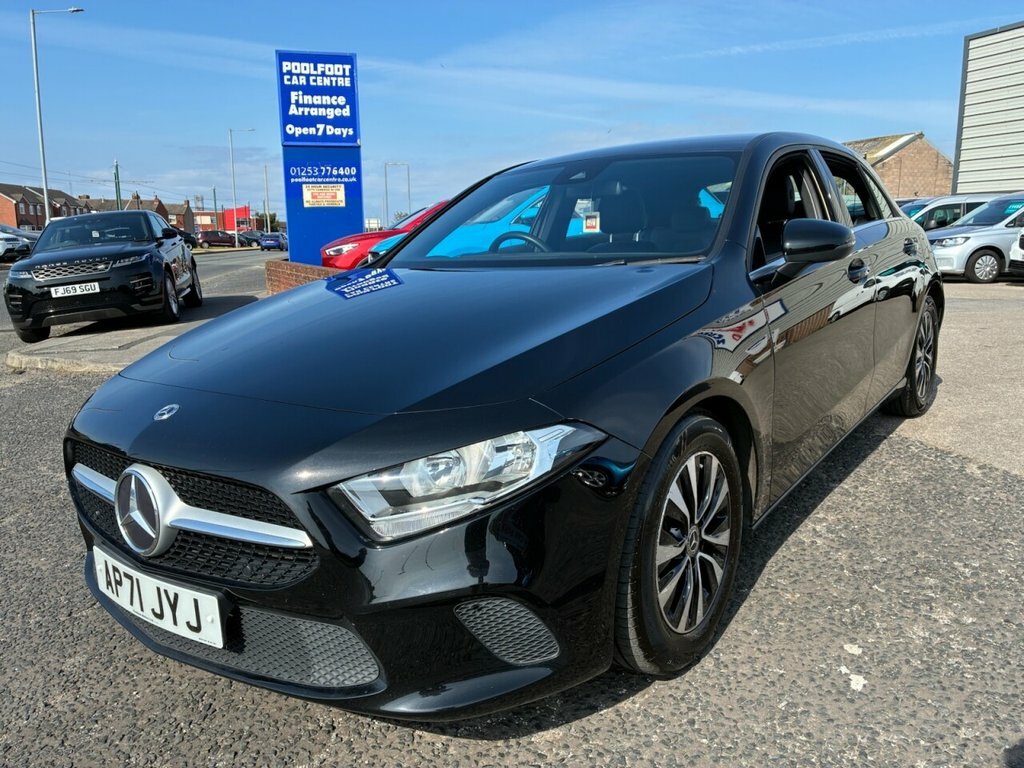 Mercedes-Benz A Class 2L Se Black #2