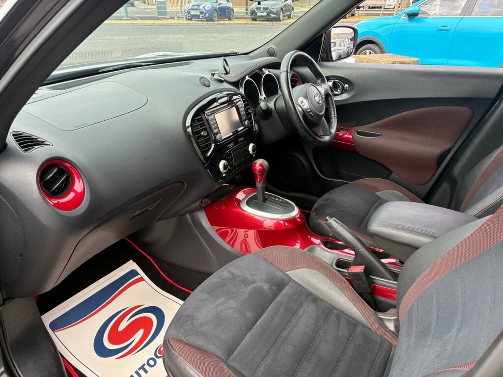 Nissan Juke Juke Tekna Dig-t Red #10