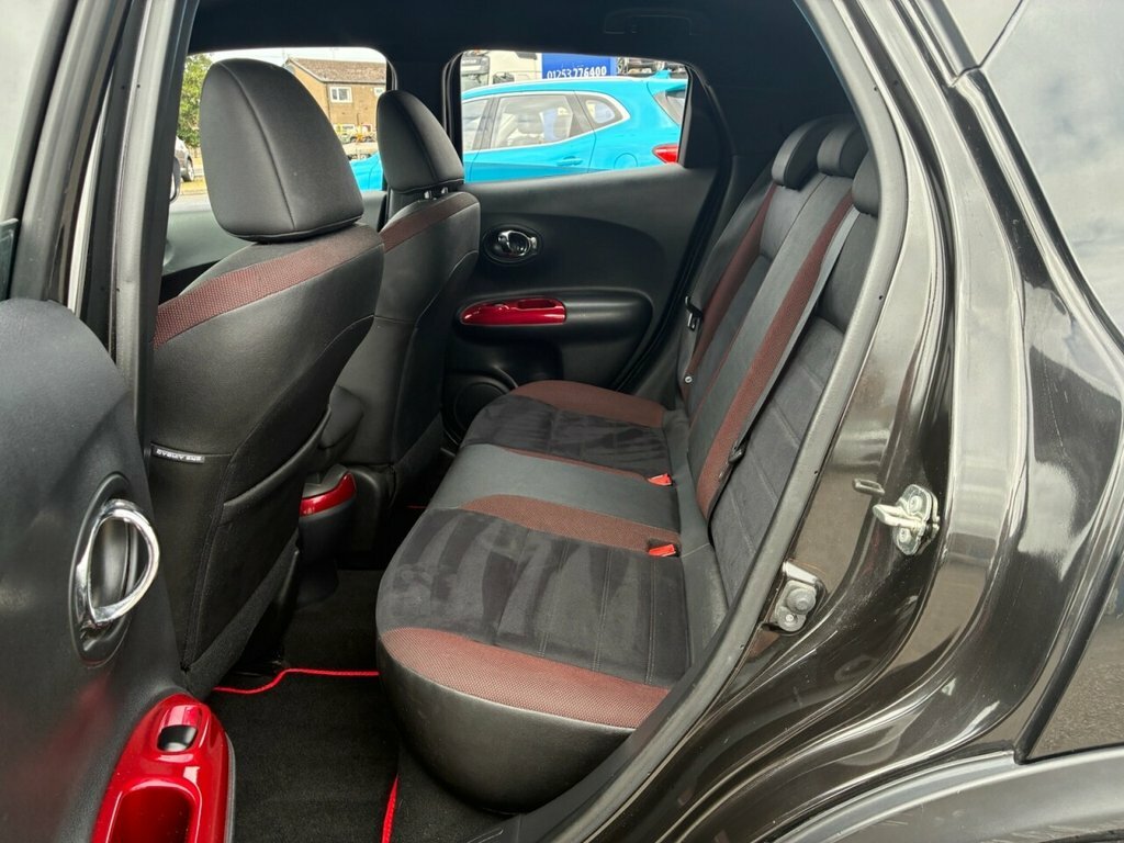 Nissan Juke Juke Tekna Dig-t Red #12