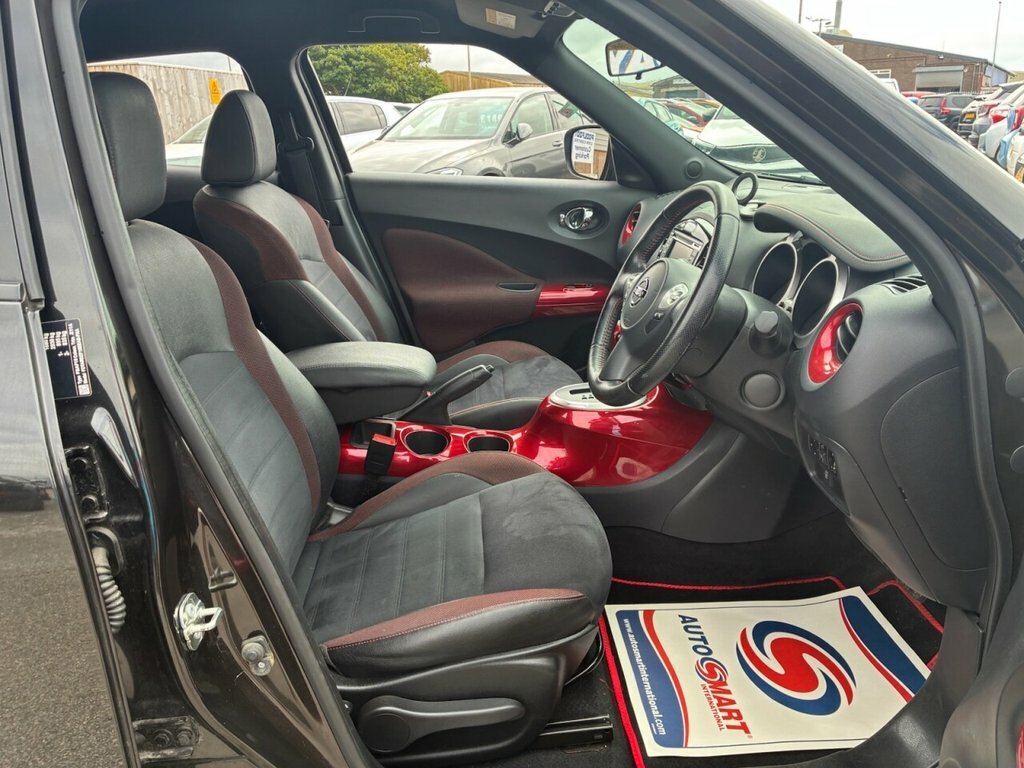 Nissan Juke Juke Tekna Dig-t Red #18