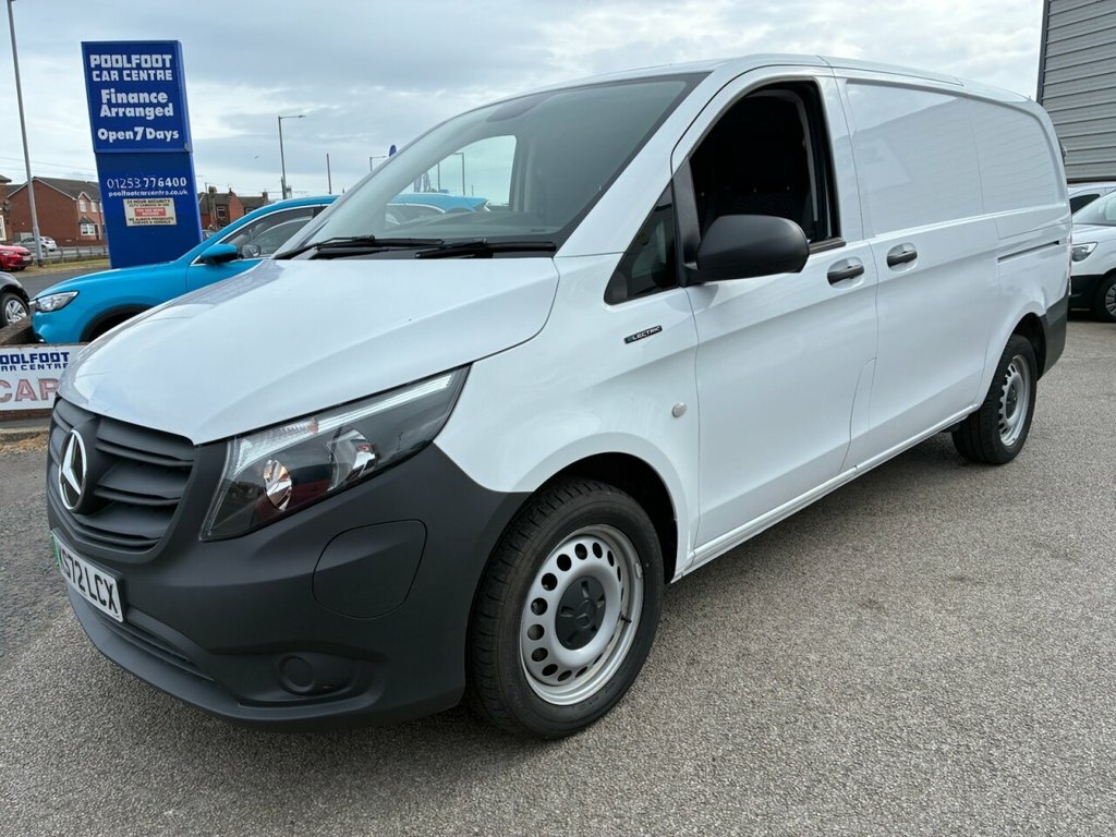 Mercedes-Benz eVito Mpv White