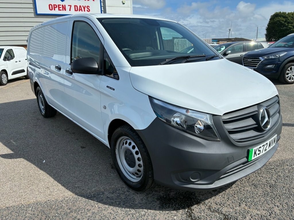 Mercedes-Benz eVito Mpv White #2